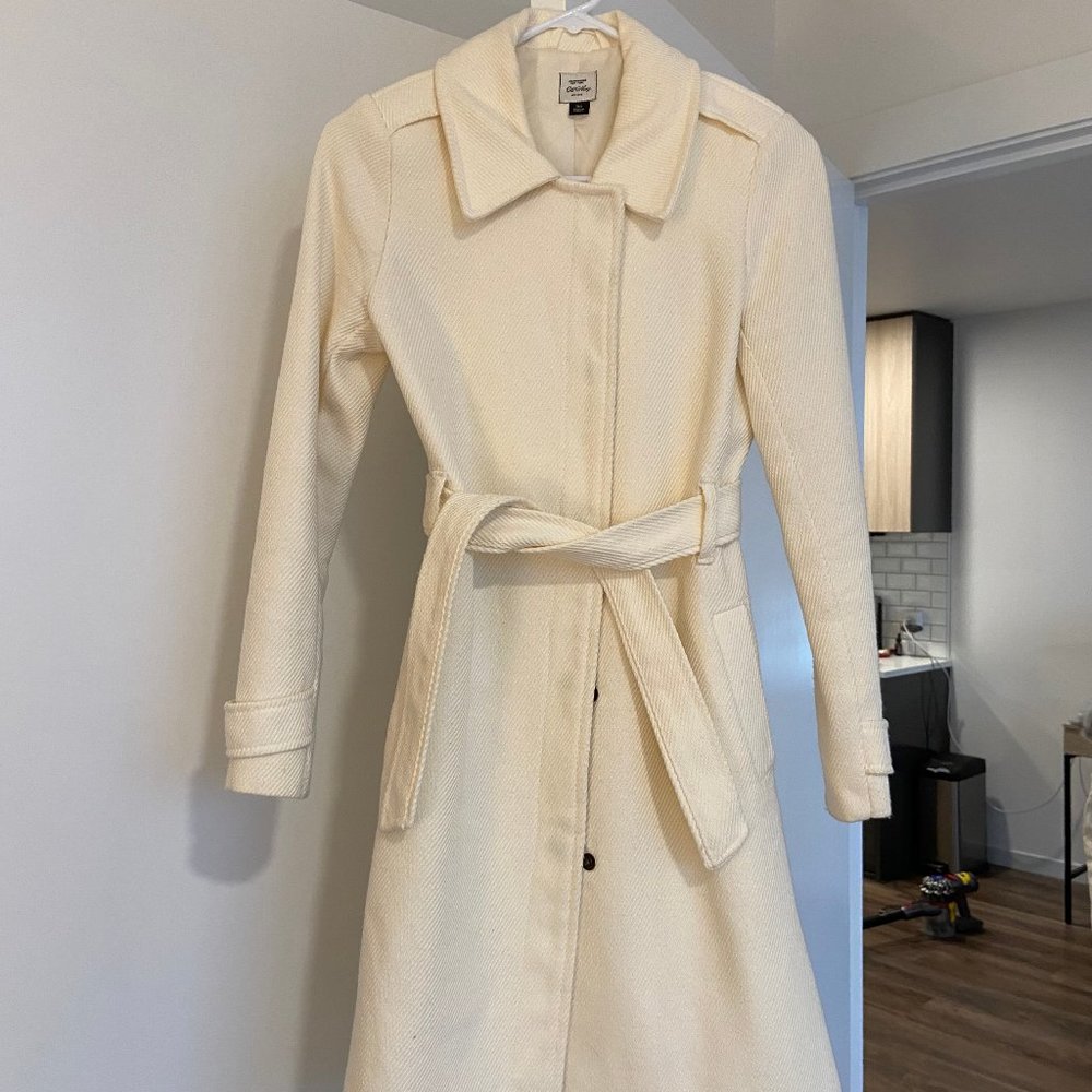 Old Navy Cream Belted Trench Coat